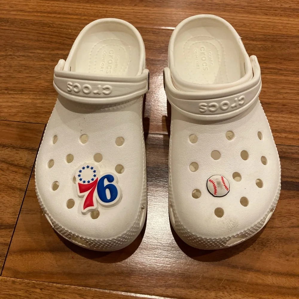 CROCS Kids White Clogs with Sports Charms Size C13 - Picture 1 of 8